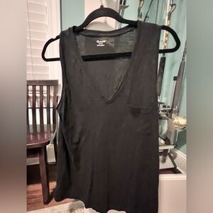 Madewell Black V-Neck Sleeveless Top